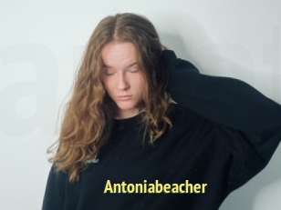 Antoniabeacher