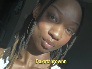 Dakotabrownn