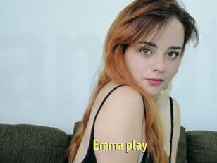 Emma_play