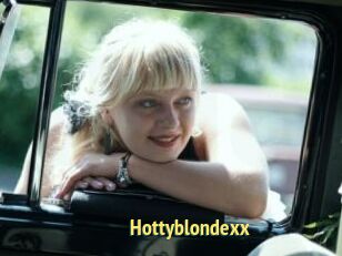 Hottyblondexx