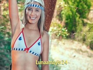 Lunaamayer24