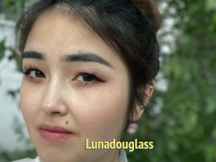 Lunadouglass