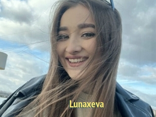 Lunaxeva