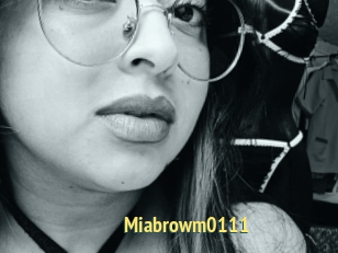 Miabrowm0111