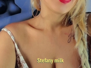 Stefany_milk