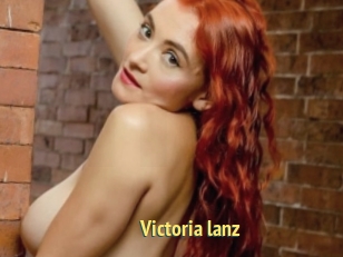 Victoria_lanz