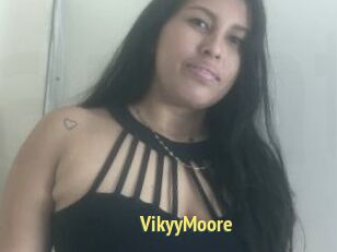 VikyyMoore